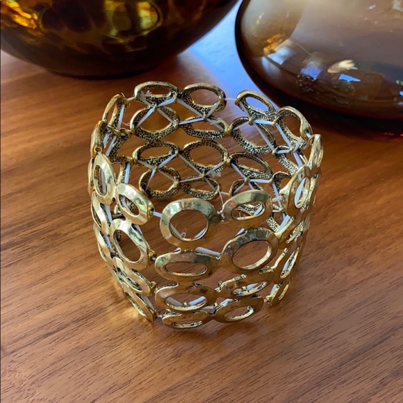 Gold bracelet - Picture 1 of 4